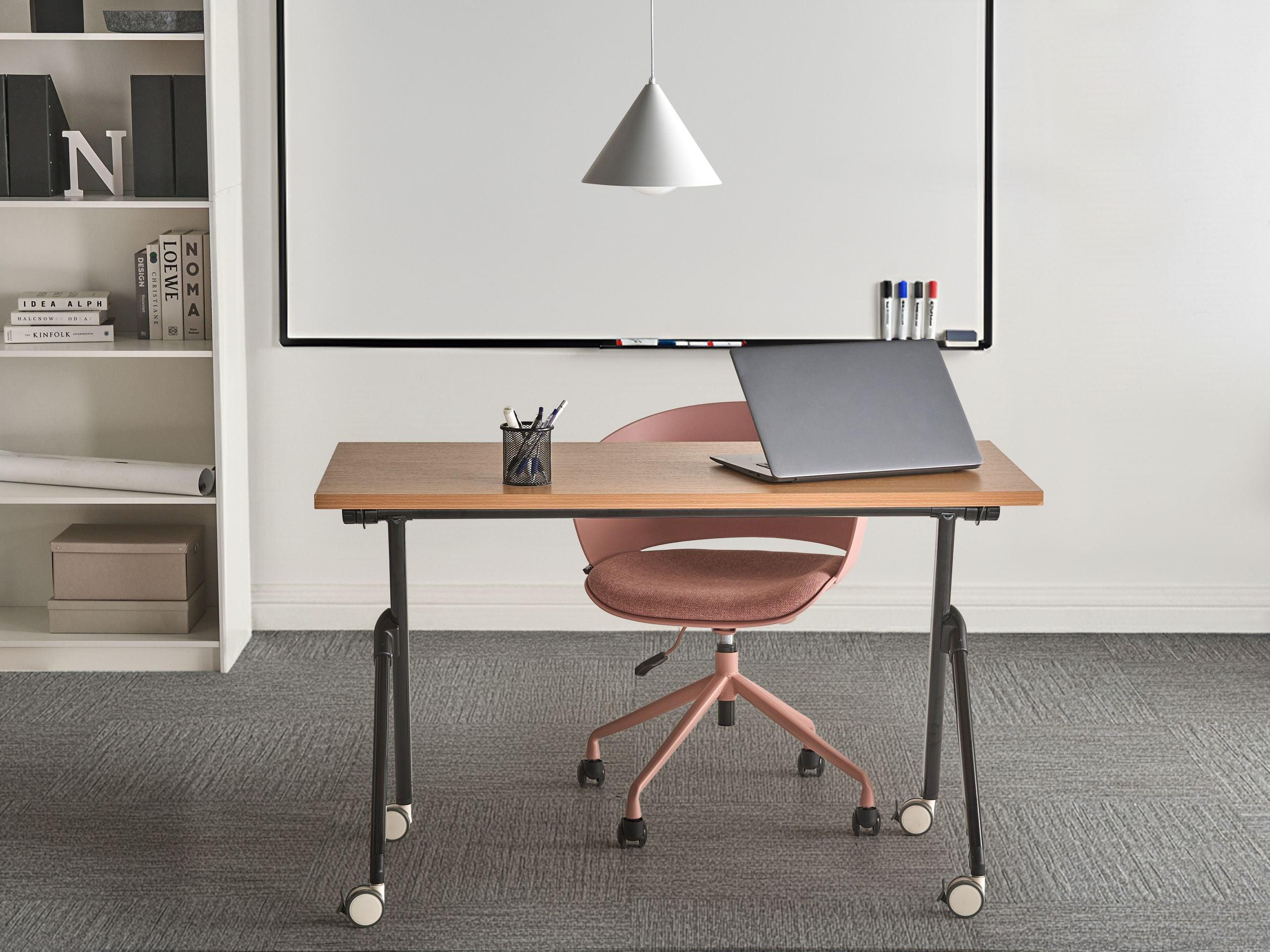 Beliani Bureau pliable en Panneau de particules mélaminé (MFC) Moderne BENDI  