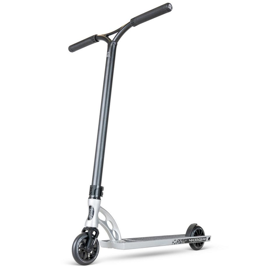 Madd Gear  Freestyle MGO 550 Silver Dust 