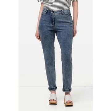 Jeans modello Sammy in cotone biologico con taglio della gamba aderente e cintura comoda