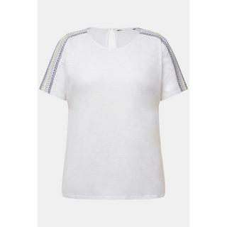 Ulla Popken  T-shirt con ricami, spalle a punto smock, scollo a girocollo e mezze maniche 