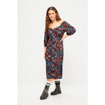 Robe trapèze longueur midi à motif imprimé. Décolleté en forme de cœur et manches 3/4