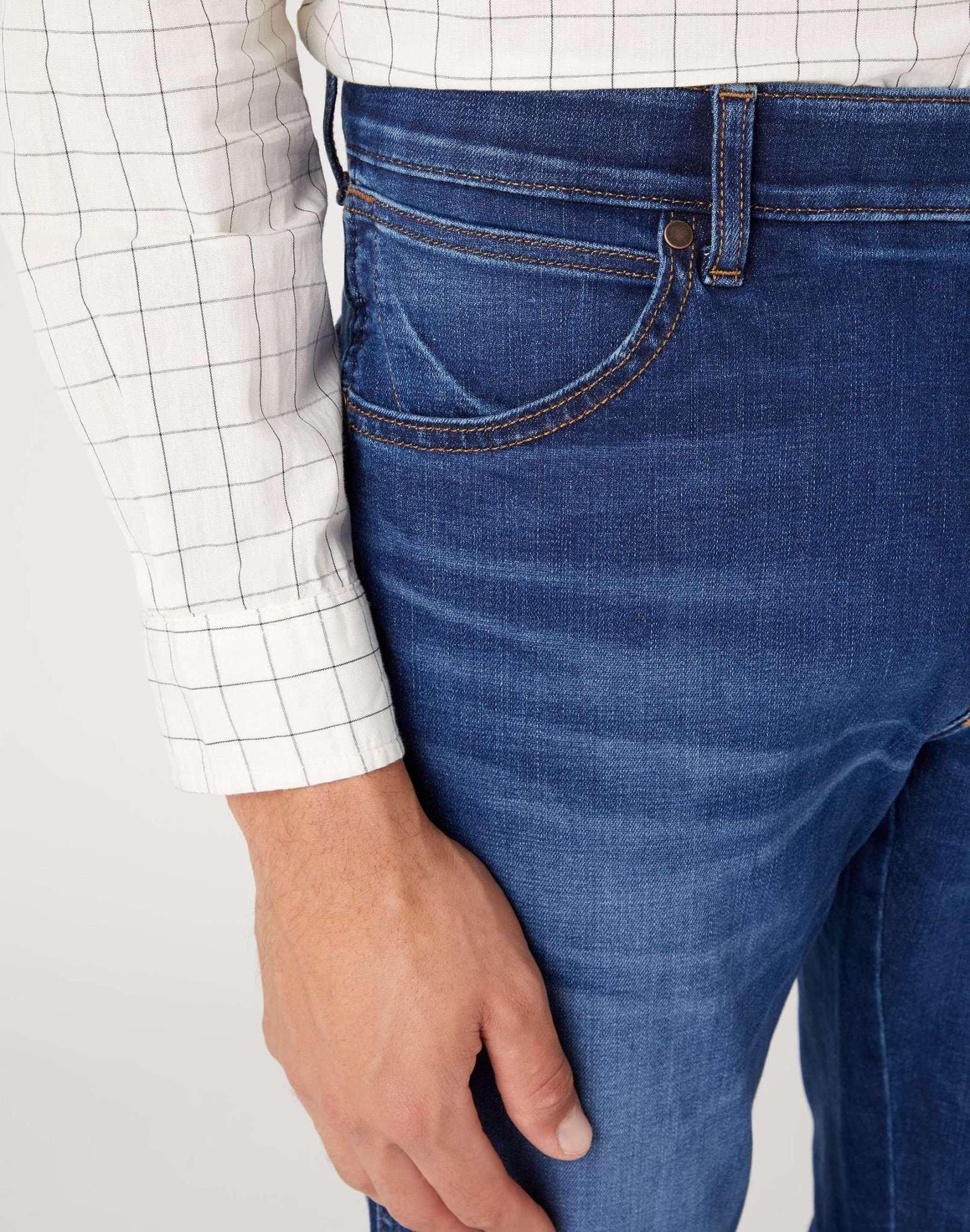 Wrangler River Tapered Fit Jeans  