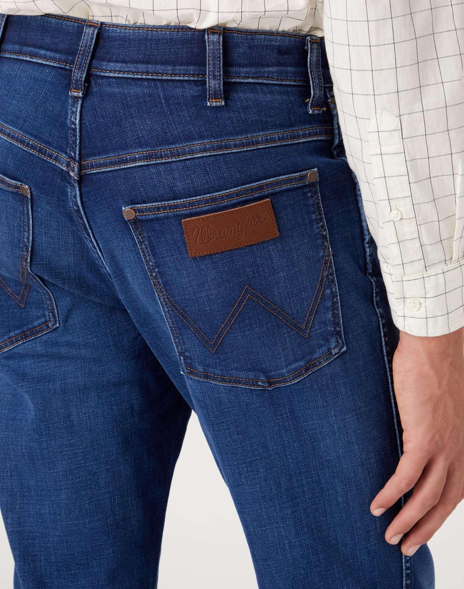 Wrangler River Tapered Fit Jeans  