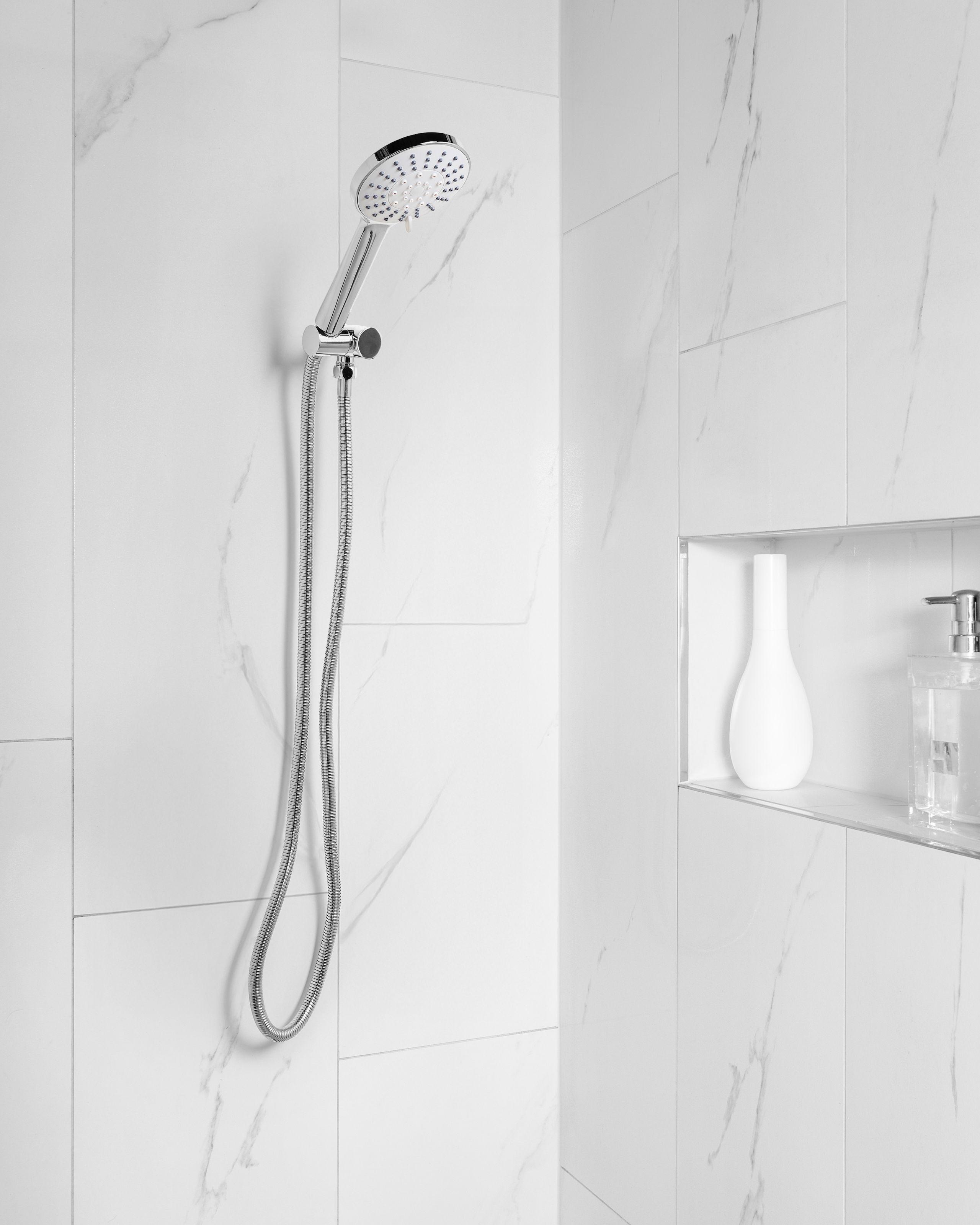 Beliani Kit doccia con soffione e flessibile en ABS (materiale sintetico resistente) Classico UCHIZA  