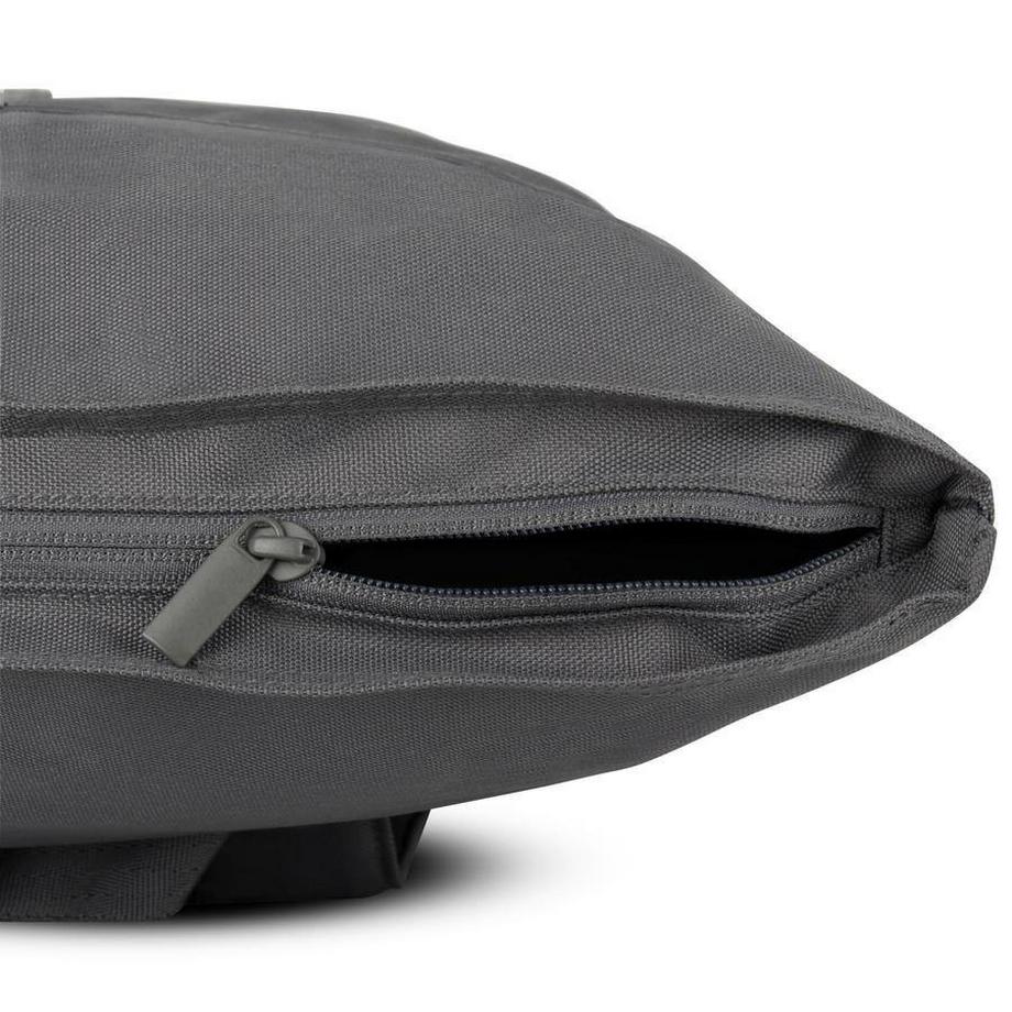 Johnny Urban Robin Sac à dos Rolltop M Gris foncé  