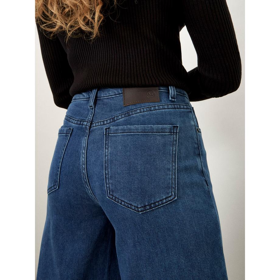 APRICOT Ikeda Jean Court Jambes Larges  