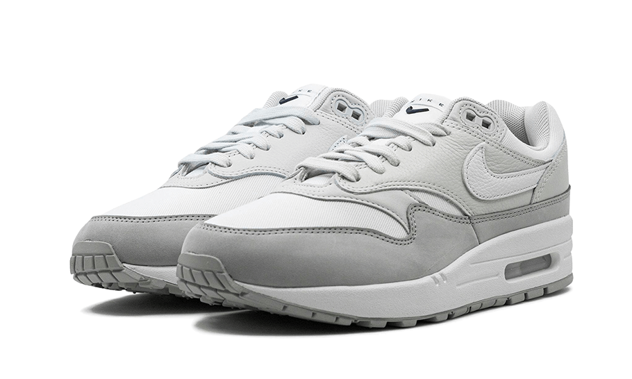 NIKE  Air Max 1 '87 LX Light Smoke 