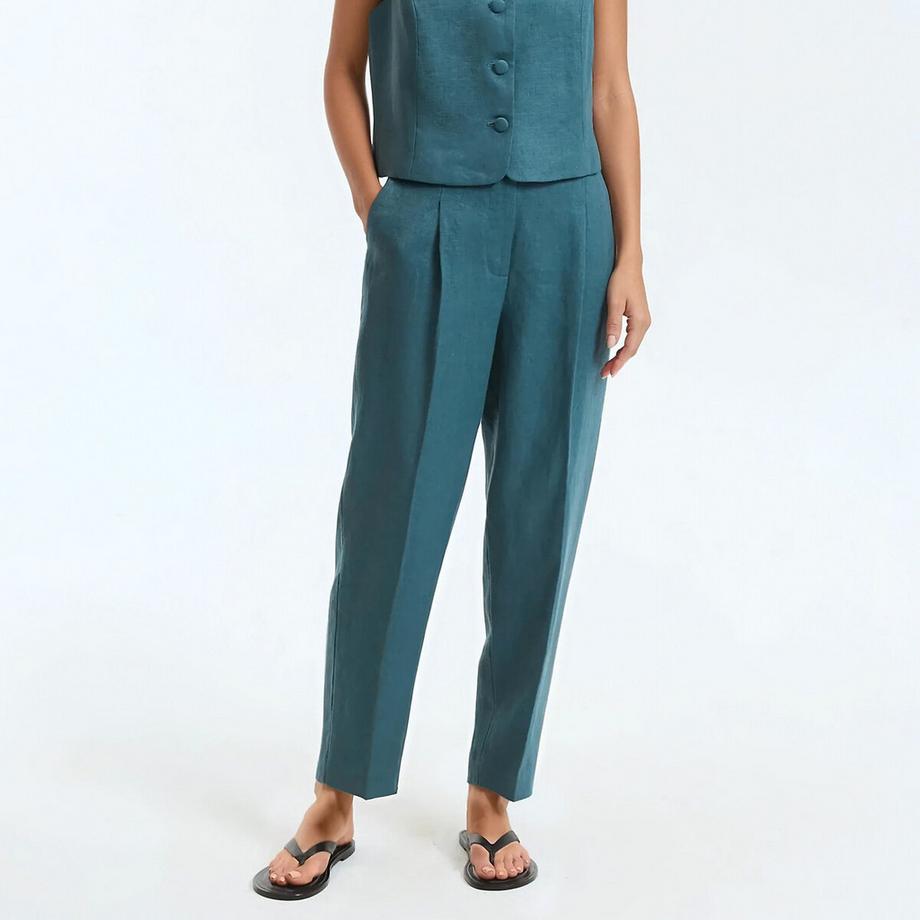 Zigarettenhose mit Abnähern aus Leinen