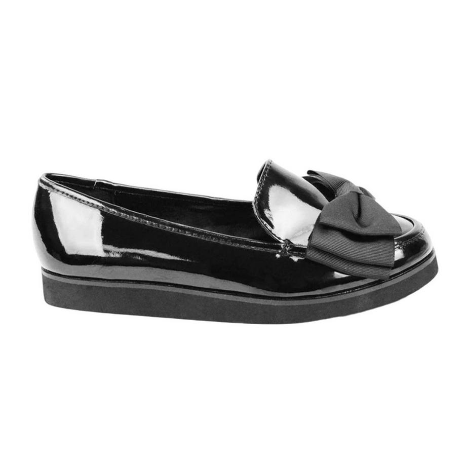 Where's That From Mocassins Alpha avec Nœud en Faux Cuir Verni  