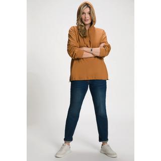 Ulla Popken  Maglia dal taglio oversize con laccetto, bottoni sul cappuccio e maniche lunghe 