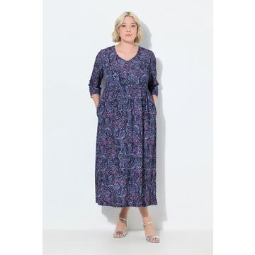 Robe en jersey, coupe évasée. Col en V et manches 3/4