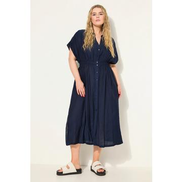 Robe maxi coupe trapèze à manches longues et patte de boutonnage