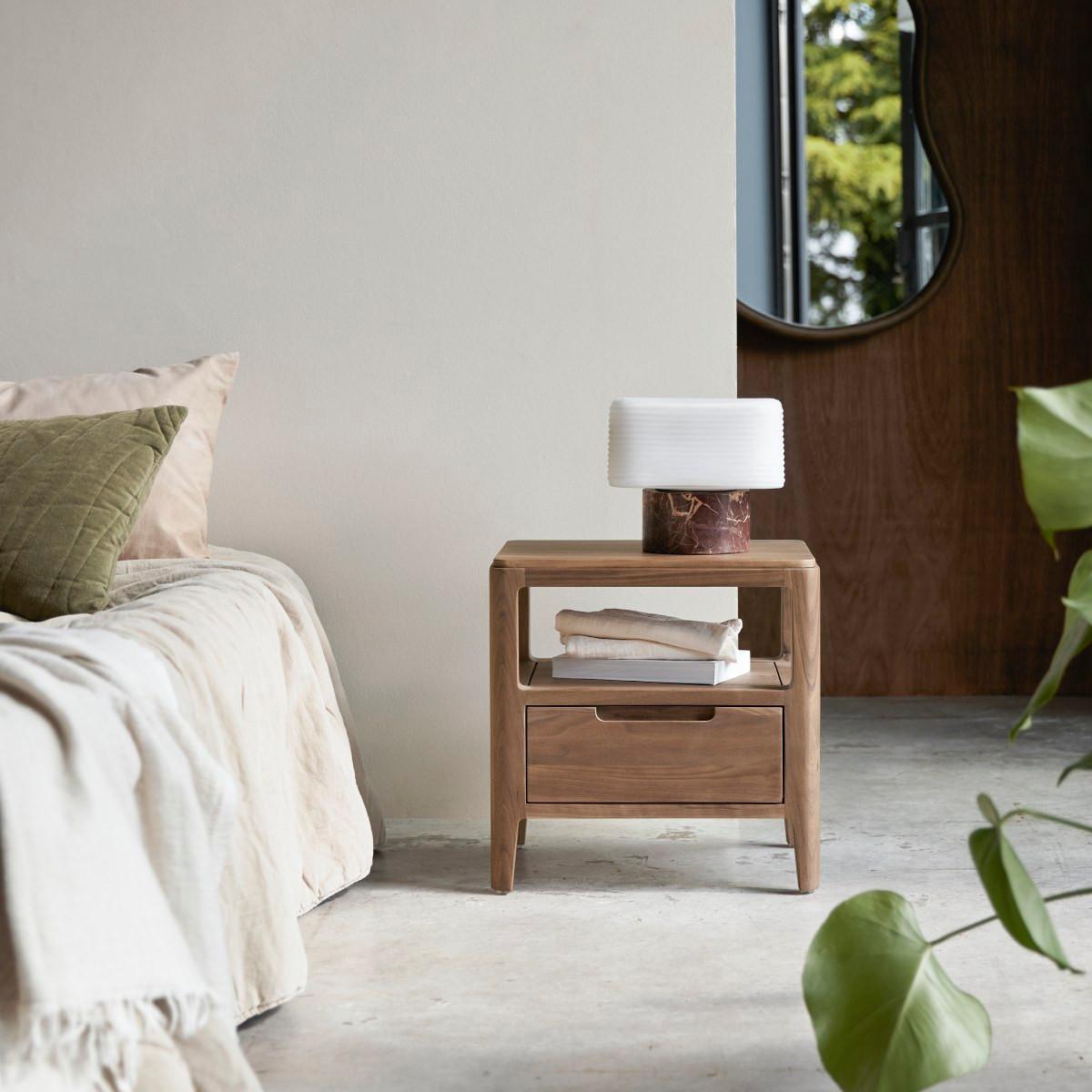 Tikamoon Comodino in legno di noce massello, 1 cassetto Arto  