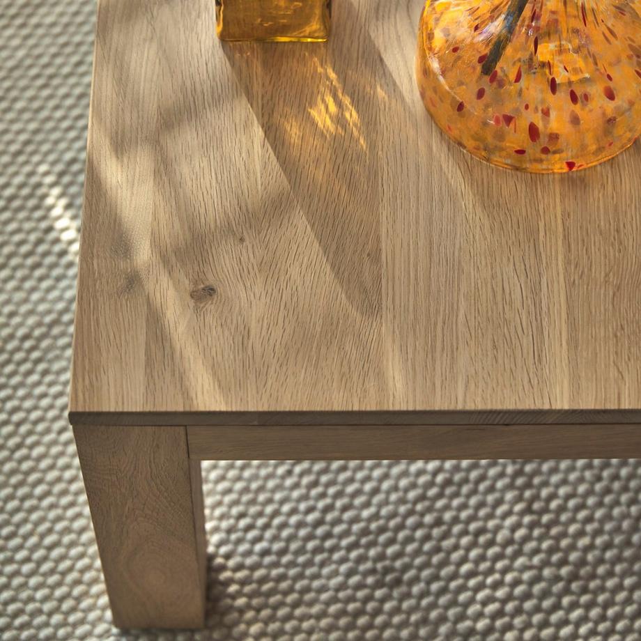 Tikamoon Table basse carrée en chêne massif Eden  