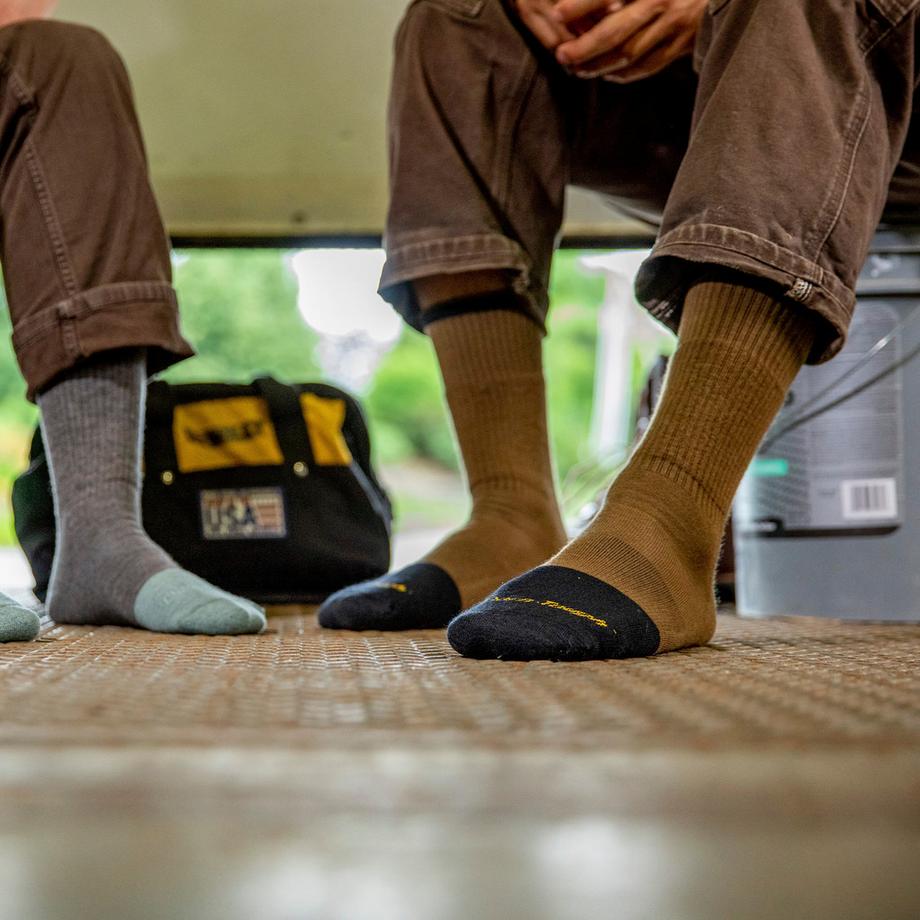 Darn Tough Vermont  Calze Uomo Lavoro in Lana Merino con Punta Imbottita Resistente 