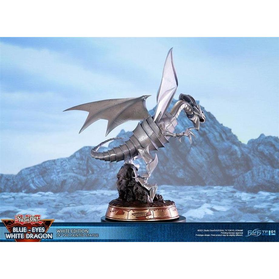 First 4 Figures  Figur: Yu-Gi-Oh! Blue Eyes White Dragon (35cm) 