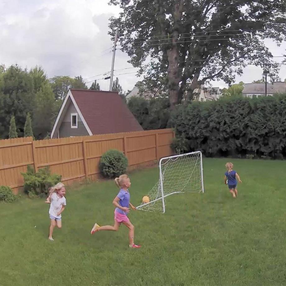 Arlo  Arlo Pro 4 Box IP-Sicherheitskamera Innen & Außen 2560 x 1440 Pixel Wand 