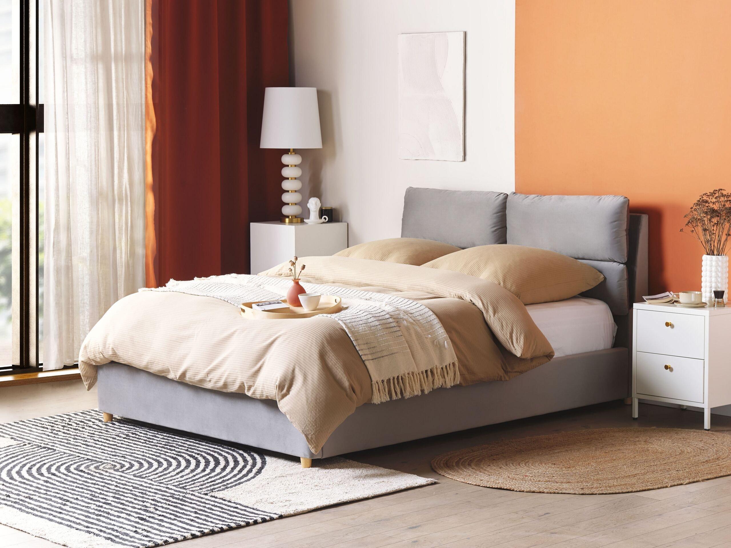 Beliani Bett mit Lattenrost aus Samtstoff Modern BATILLY  