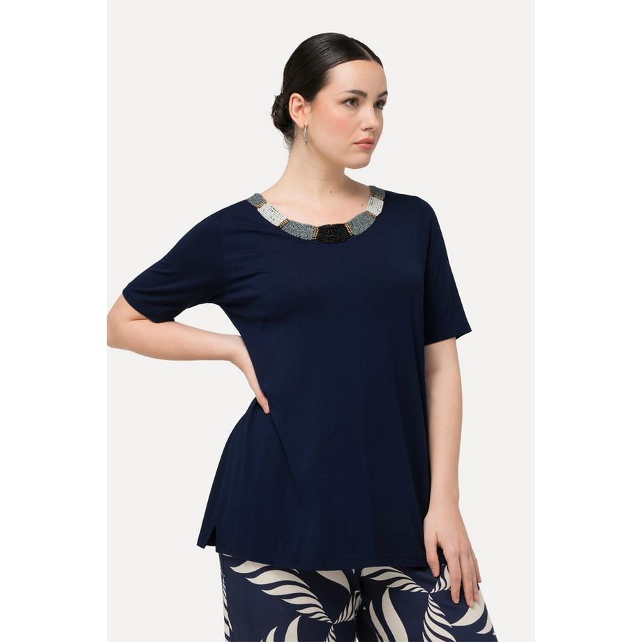 Ulla Popken T-shirt Ricamo con Perline Taglio Svasato Scollo a Girocollo Mezze Maniche  