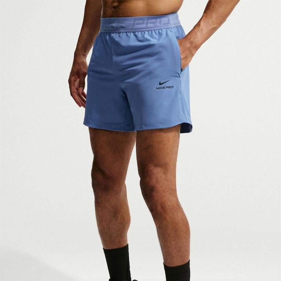 NIKE  Short De Course 