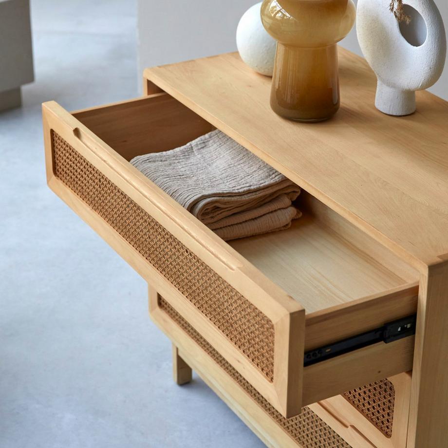 Tikamoon Kommode aus massiver Ulme und Rattangeflecht Luis  