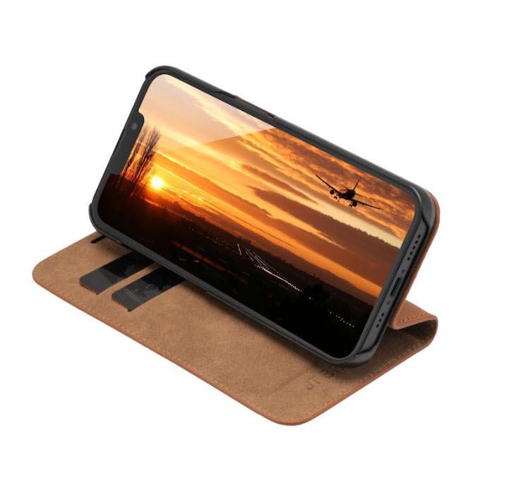 JT Berlin  iPhone 14 Plus - JT Berlin Tegel étui flip noir 