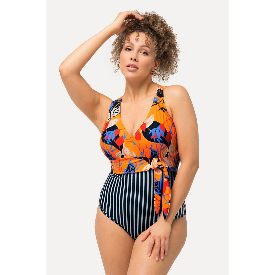 Ulla Popken Costume da bagno con stampa foglie coppe morbide effetto scollo all'americana  