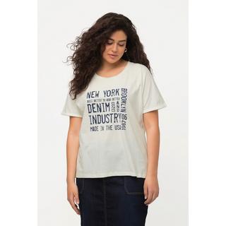 Ulla Popken  T-shirt dal taglio oversize con stampa dedicata al denim, scollo a girocollo e mezze maniche 