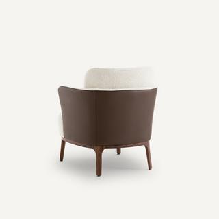 AM.PM Fauteuil en noyer et tissu bi-matière  