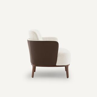 AM.PM Fauteuil en noyer et tissu bi-matière  