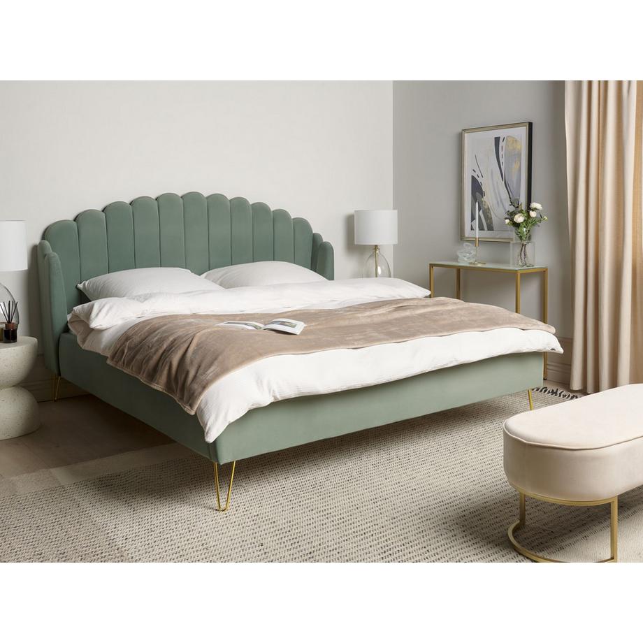 Beliani Bett mit Lattenrost aus Samtstoff Glamourös AMBILLOU  