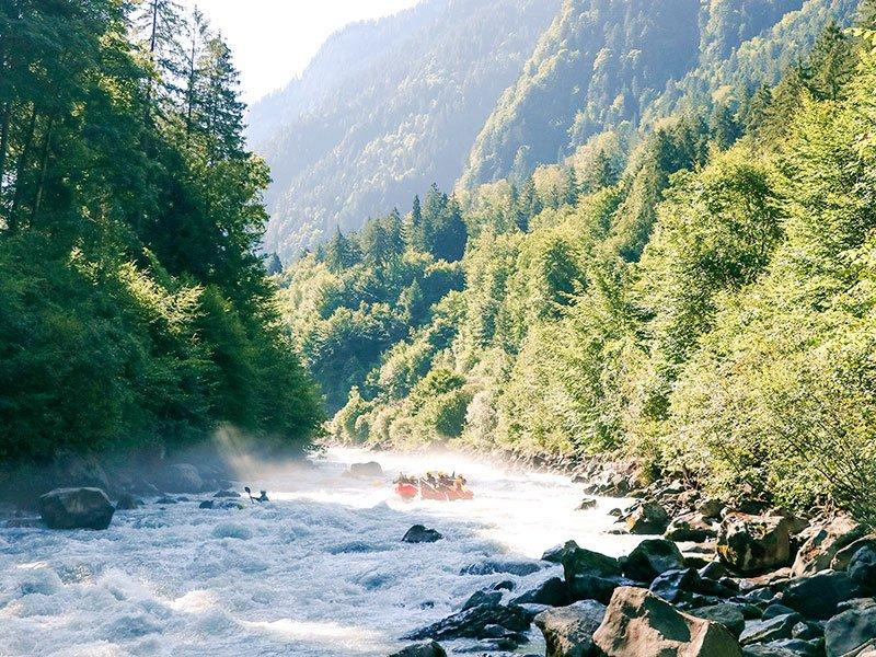 Smartbox  Emozionante avventura di rafting lungo il fiume Lütschine - Cofanetto regalo 