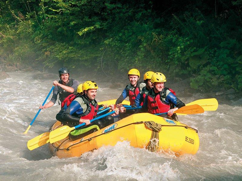 Smartbox  Emozionante avventura di rafting lungo il fiume Lütschine - Cofanetto regalo 