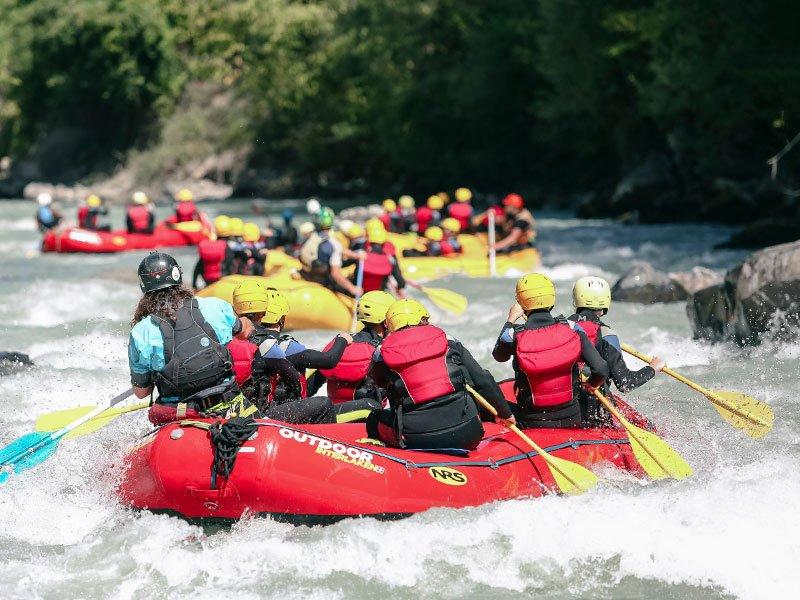 Smartbox  Emozionante avventura di rafting lungo il fiume Lütschine - Cofanetto regalo 