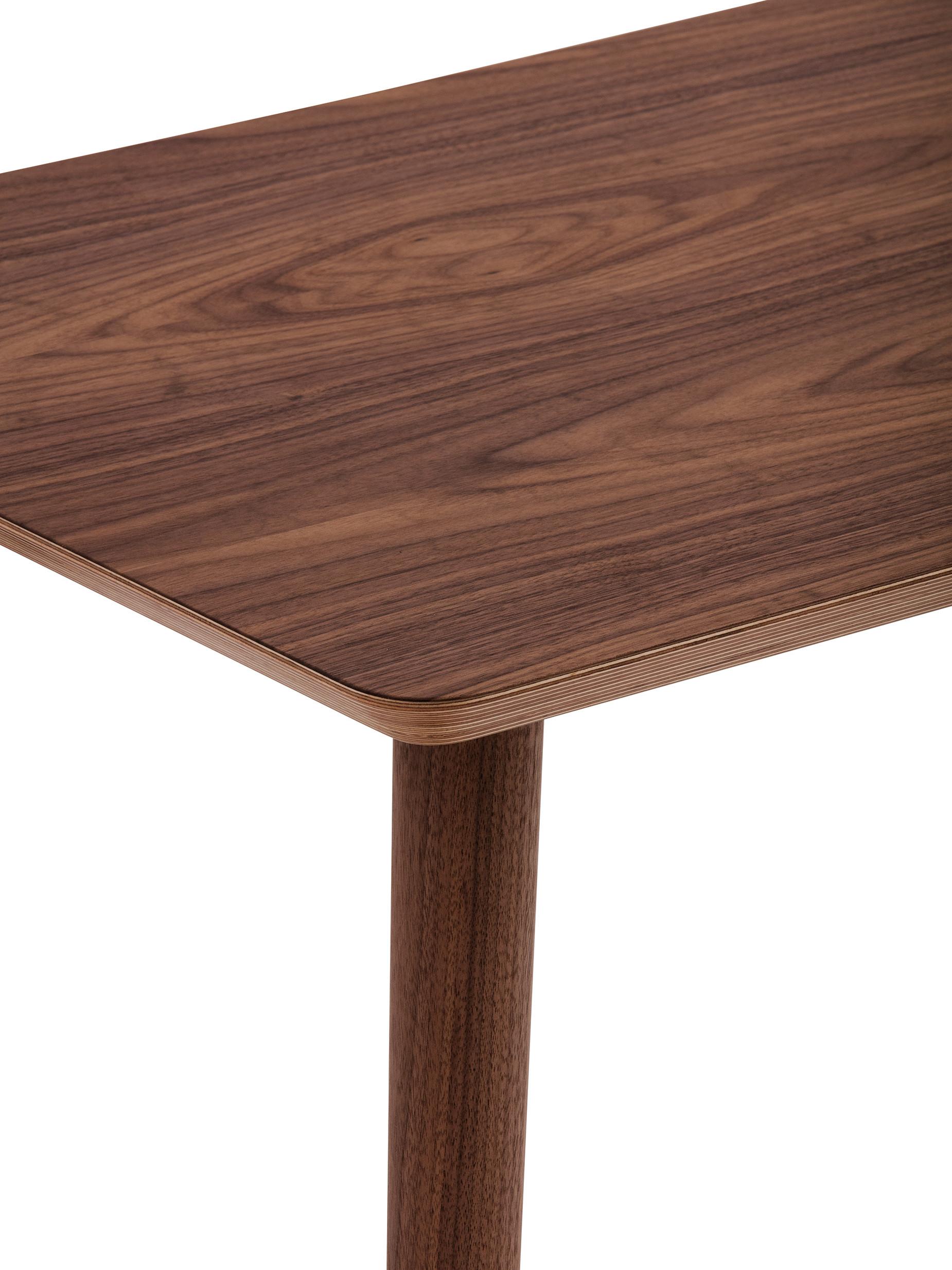 Oakywood Classic Desk - Klassischer Schreibtisch aus Massivholz - Walnussfurnier / 140x70  