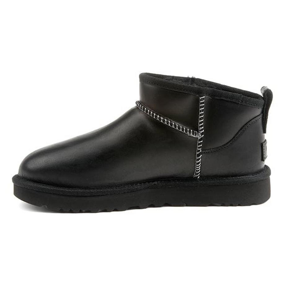 UGG  Classic ultra mini leather 
