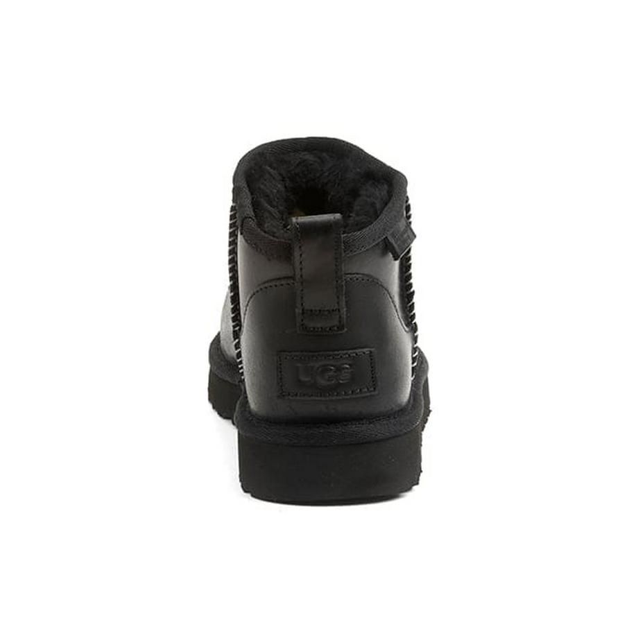 UGG  Classic ultra mini leather 