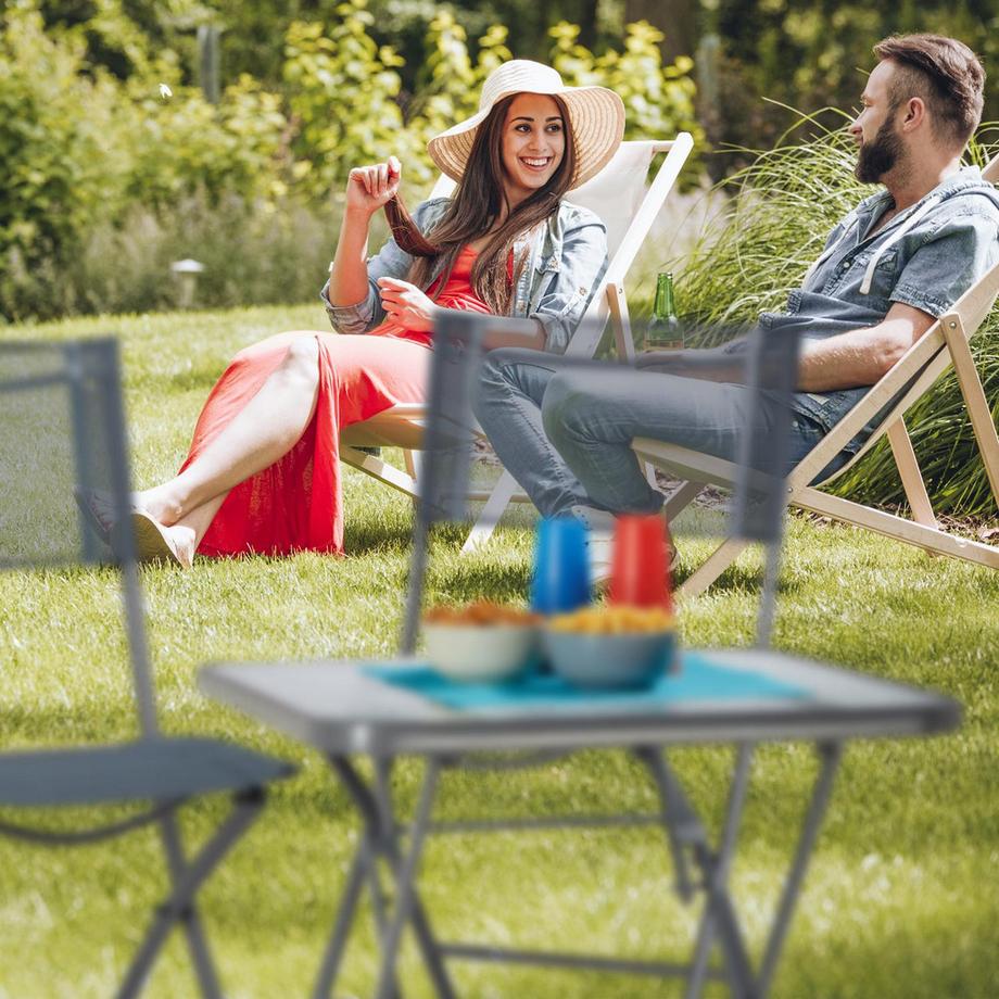 Northix Klappbarer Gartentisch mit Glasplatte  