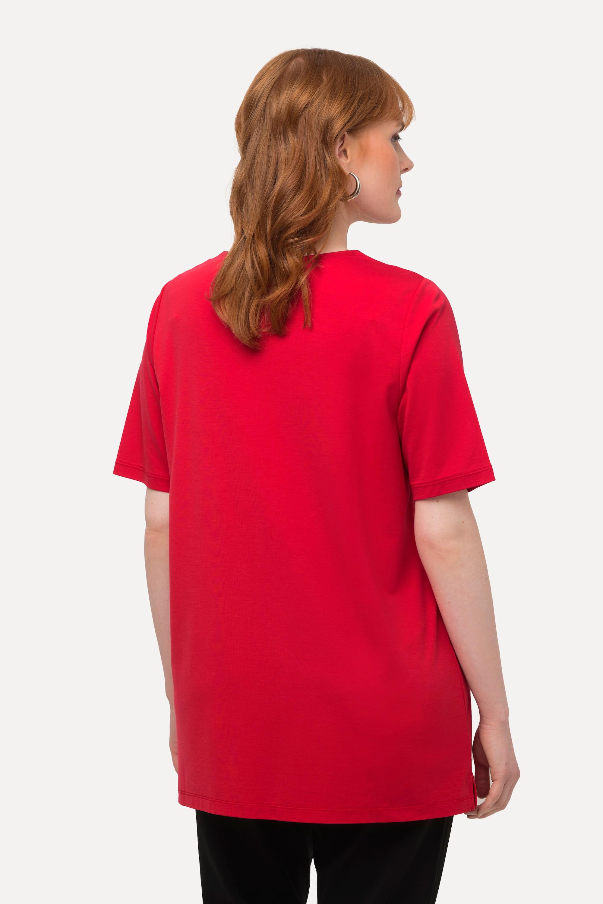 Ulla Popken  T-shirt dal taglio oversize con occhielli decorativi, scollo a V e mezze maniche 