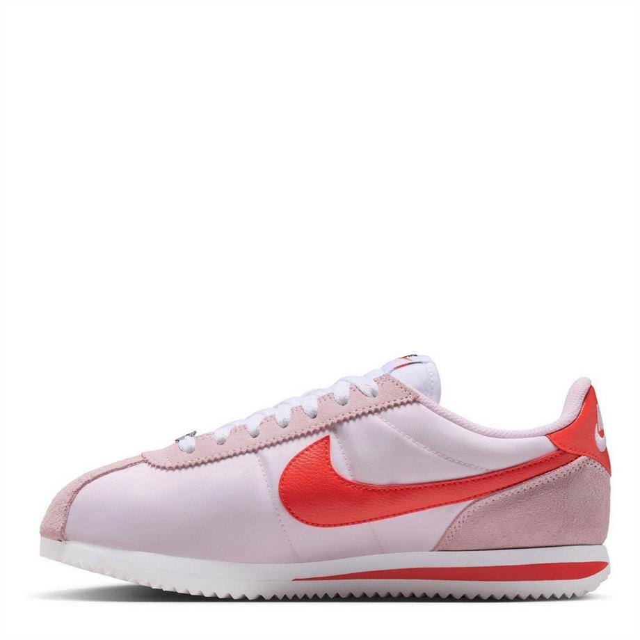 NIKE Baskets Cortez avec Panneaux en Daim  