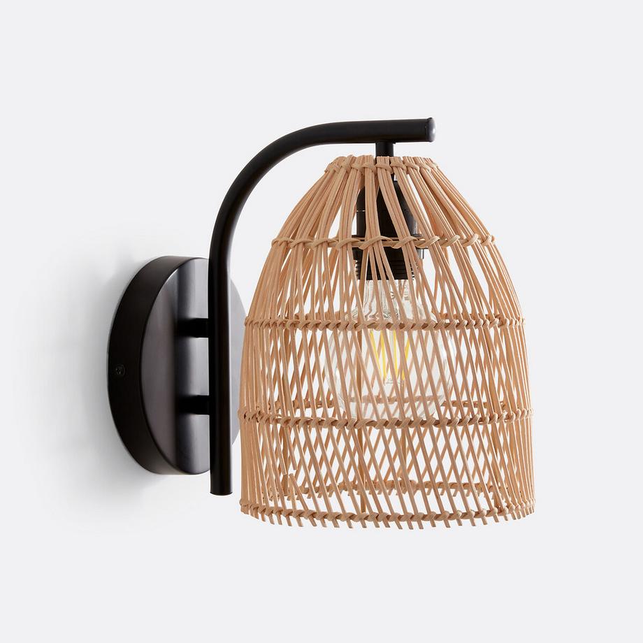 Applique en métal fer et rotin