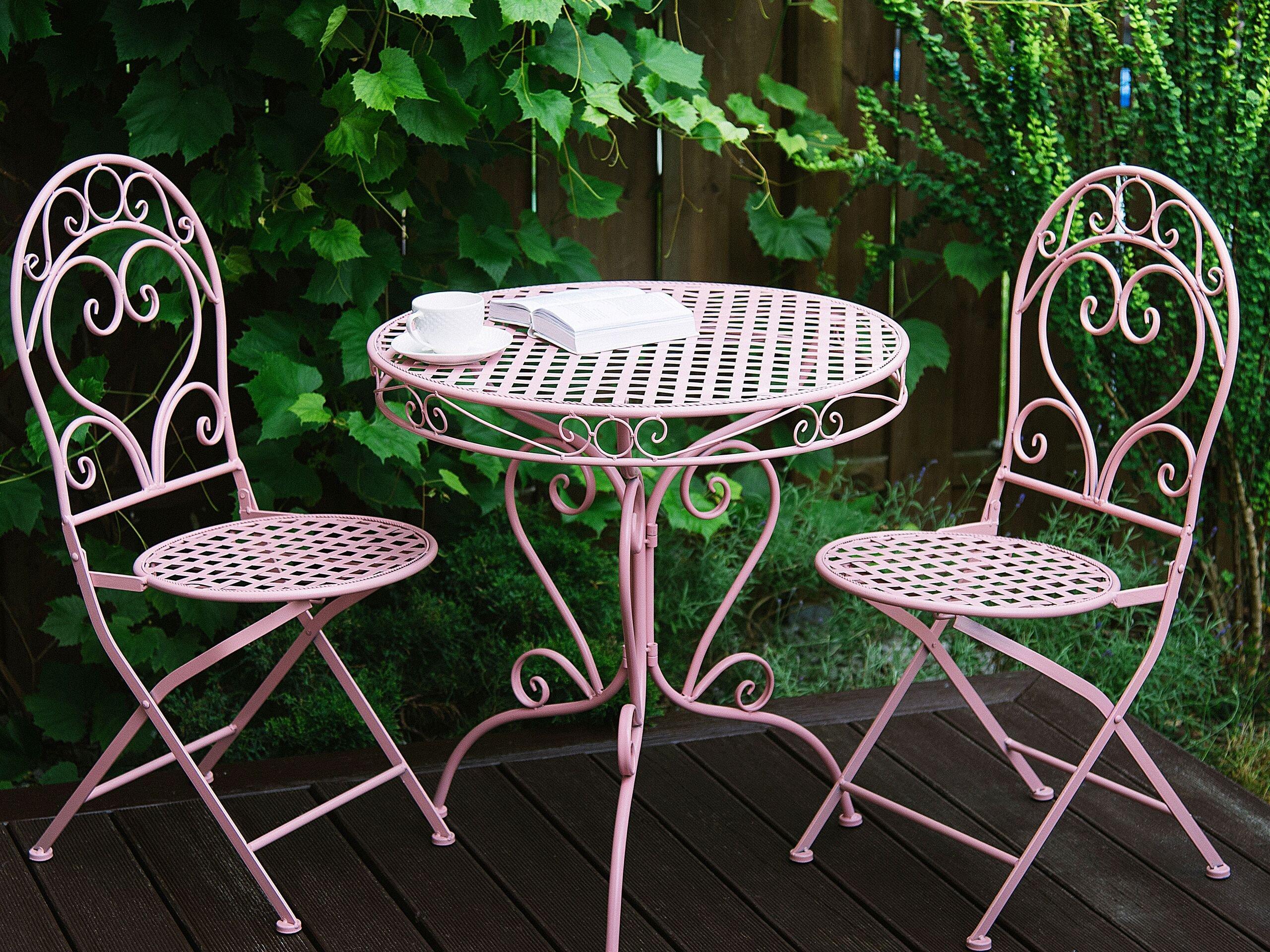 Beliani Bistro Set aus Eisen Retro ALBINIA  