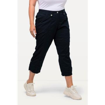 Pantaloni cargo a 7/8 con linguetta per risvolto e cintura comoda