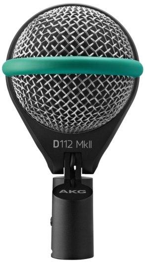 AKG  AKG 