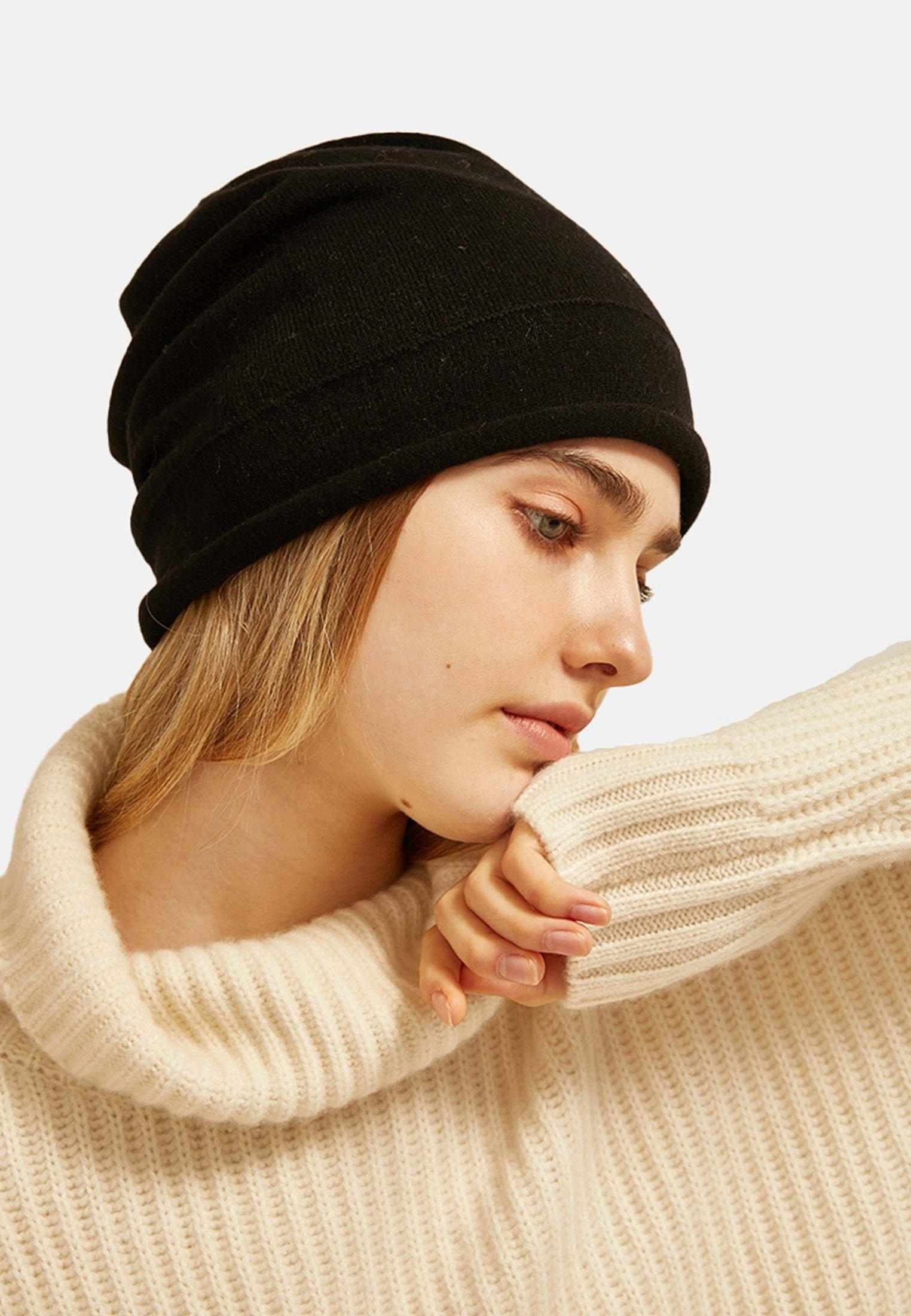 Bellemere New York  Cappello in cashmere a doppio strato 