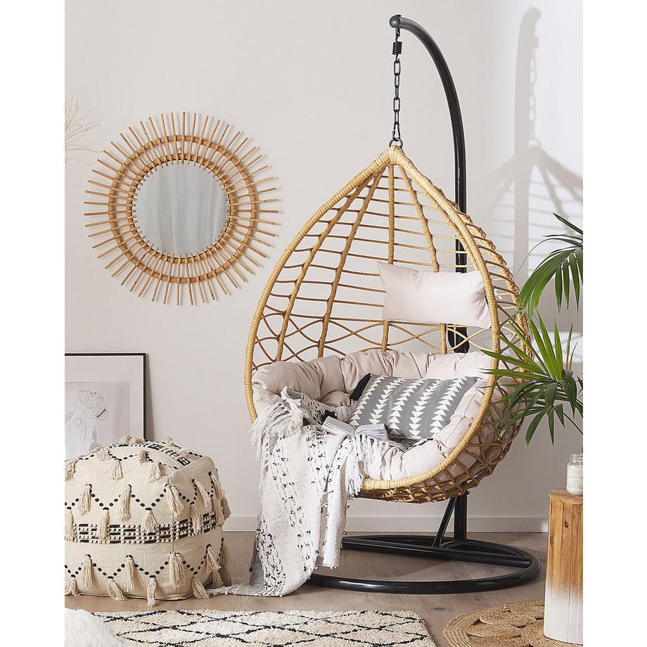 Beliani Hängesessel mit Gestell aus PE Rattan  ARSITA  