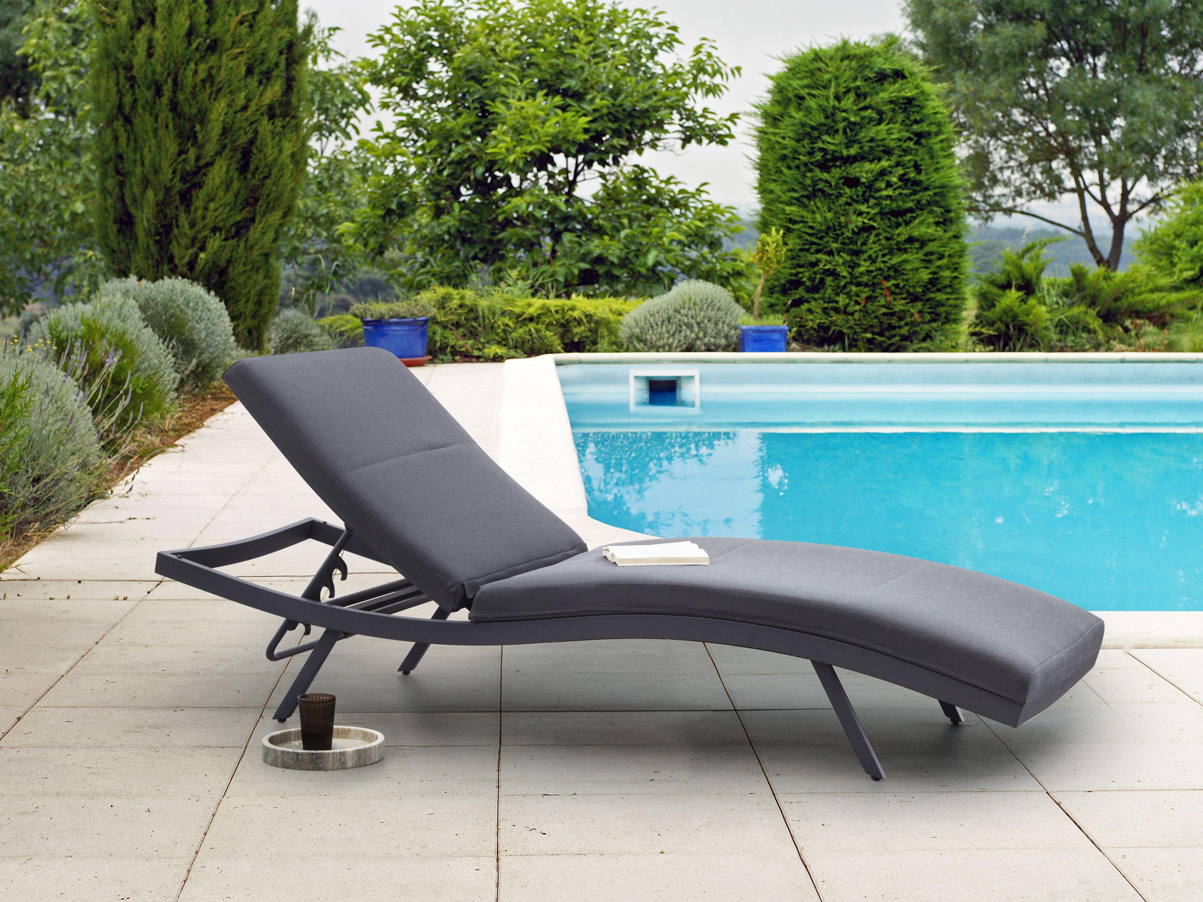 Beliani Lettino Prendisole con Cuscino en Alluminio Industriale AMELIA  