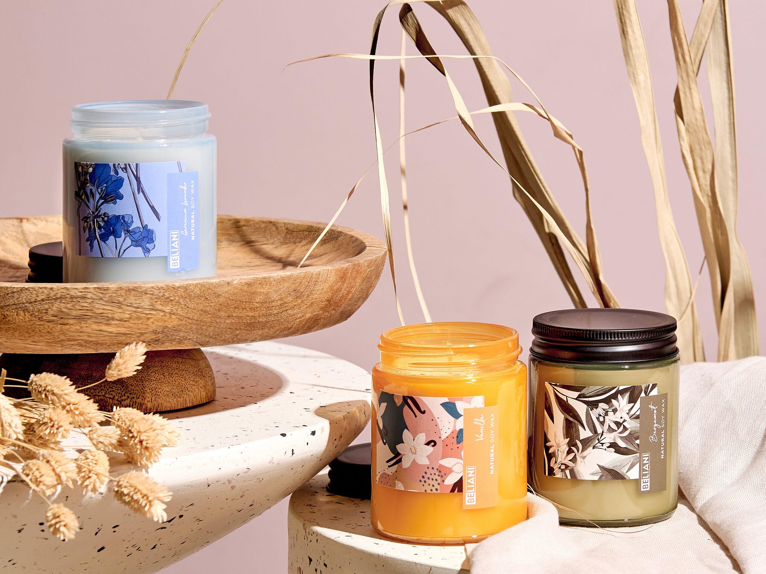 Beliani Lot de 3 bougies parfumées en Cire de soja FRUITY BLOOM  