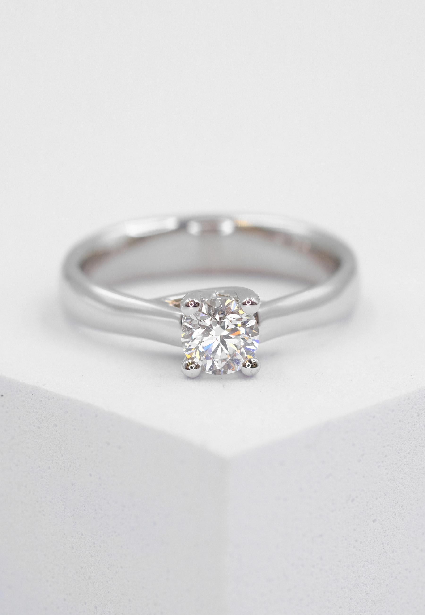 MUAU Schmuck  Solitaire Ring Diamant 0.50ct. Weissgold 750 