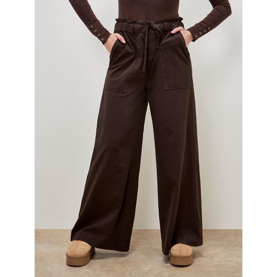 Papiertüte-Taille, weit geschnittene Hose